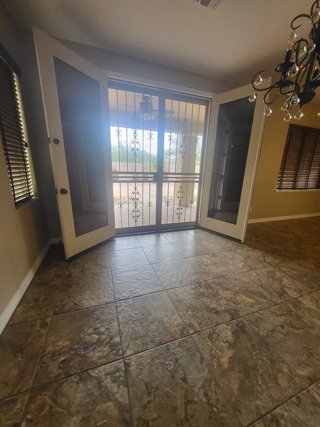 Photo - Welton Place