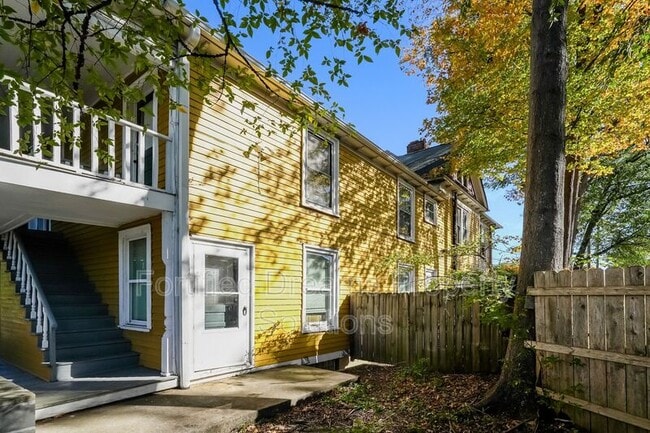 Photo - 400 S.Spring St Unit #C