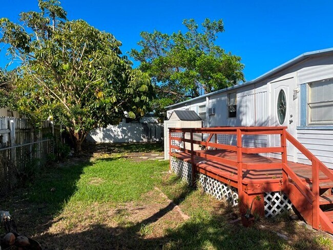 Photo - Spacious 3/2 Mobile Home