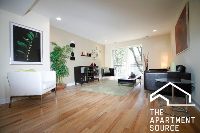 Photo - 6954 N Greenview Ave Unidad 510