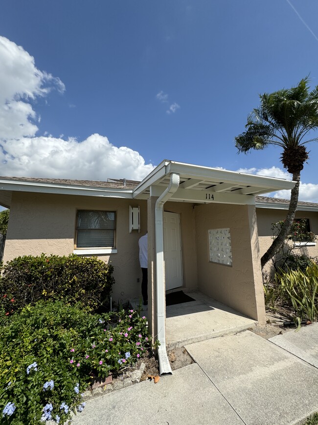 Building Photo - 27671 Arroyal Rd Rental