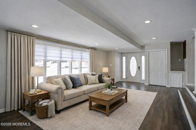 Photo - 17 Thomas Rd