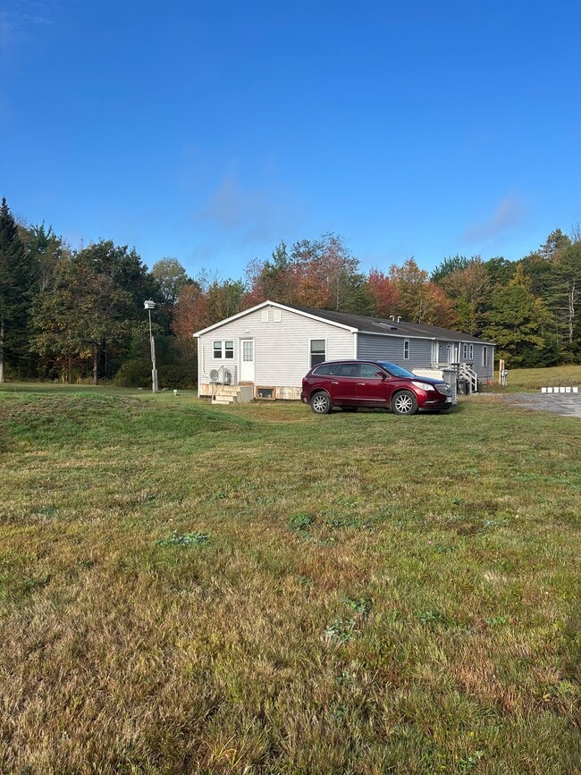 Photo - 12 Peerless Ln Unit A
