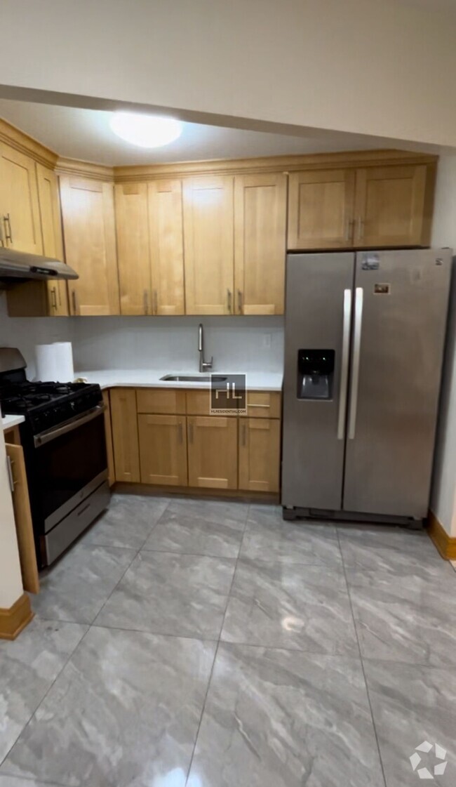 Building Photo - JAMAICA AVENUE Rental