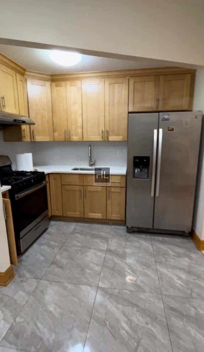 JAMAICA AVENUE - JAMAICA AVENUE Apartment