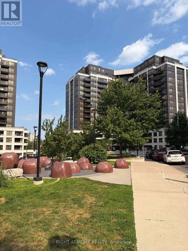Photo - 1060 Sheppard Ave W Unité 909