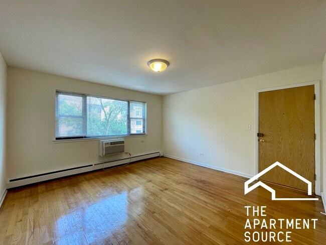 Photo - 6002 N Kenmore Ave Unit 202
