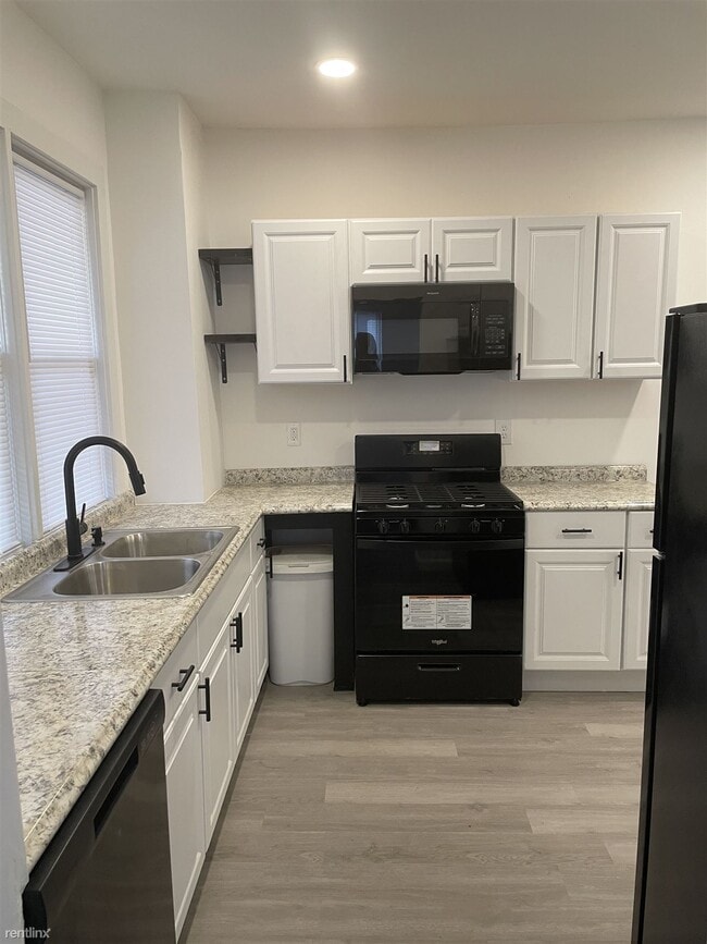 Photo - 2 br, 1 bath Duplex - 222 South 6th Street