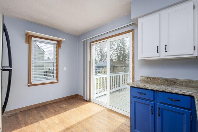 Photo - 1608 Whitcomb Ave