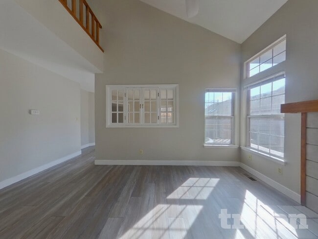 Photo - 5301 S Cody St