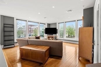 Photo - 99 Washington St Condo Unit 23