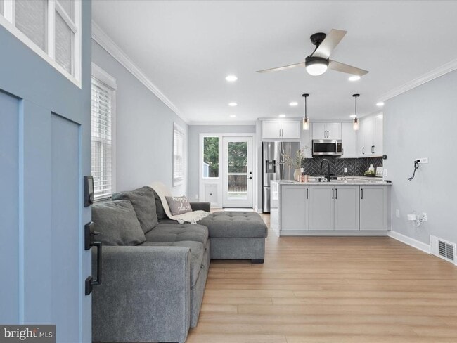 Photo - 2203 Arlington Terrace