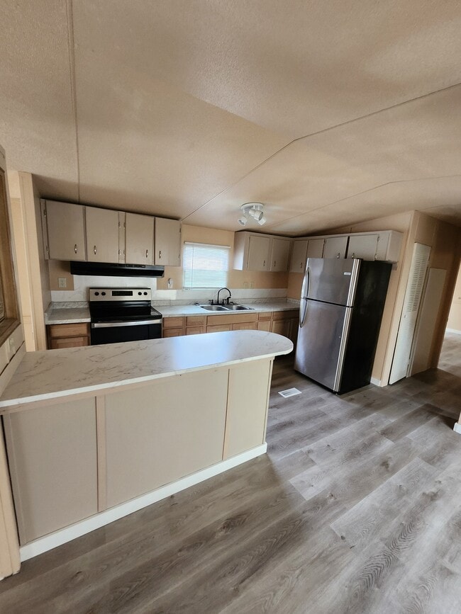 Photo - 2519 Openview Dr