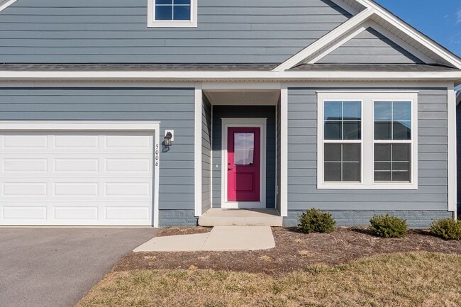 Photo - Modern Home with Open Floor Plan in Blacksburg