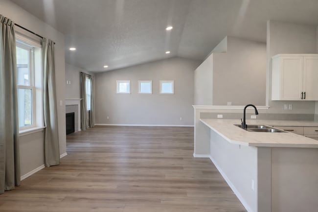 Photo - SOUTHRIDGE HOME! Modern Comfort Meets Everyday Convenience!