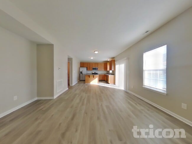 Photo - 8355 Burket Way