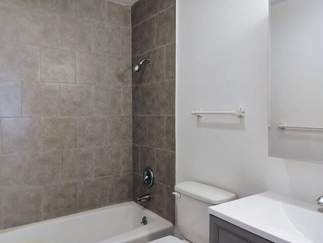 Photo - 1110 Agate Pl Unit 2