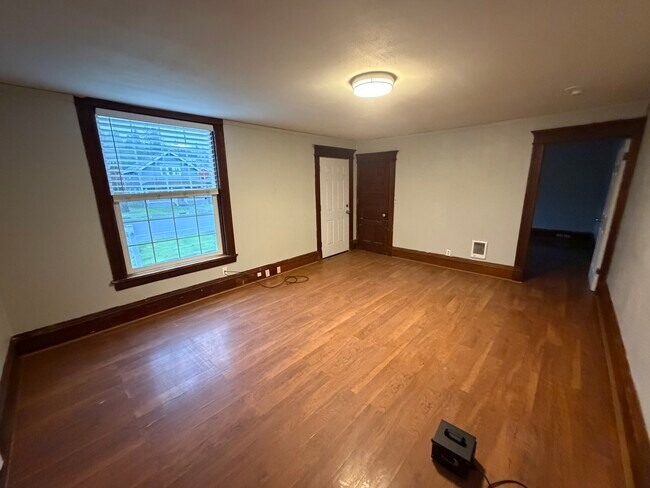 Photo - 508 Emerson Ave