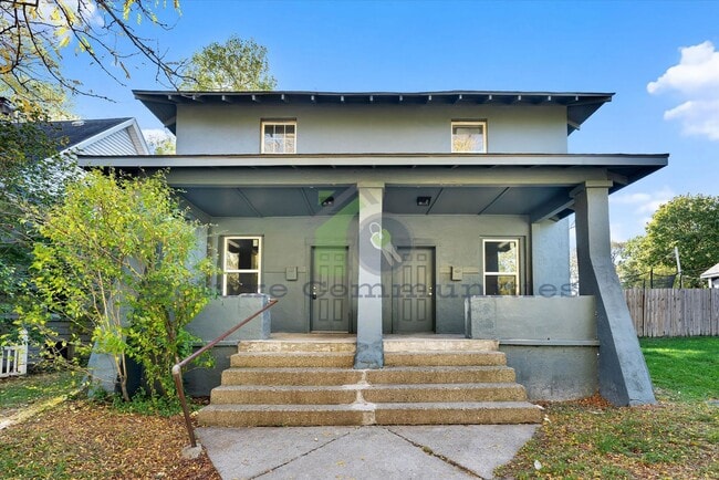 Building Photo - 724-724 Adams St SE Unit 724