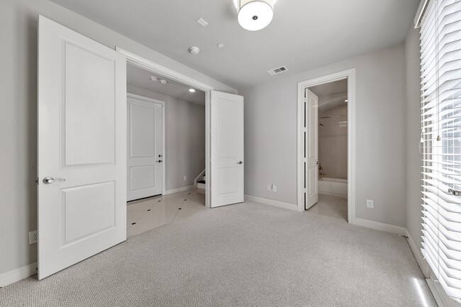 Photo - 2719 Cohn St