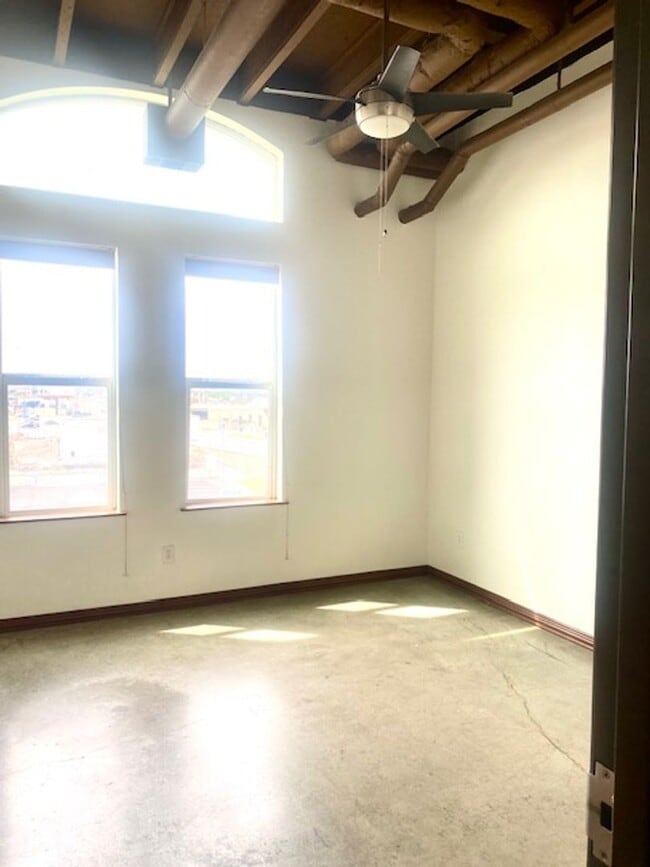 Photo - Loft Unit 302