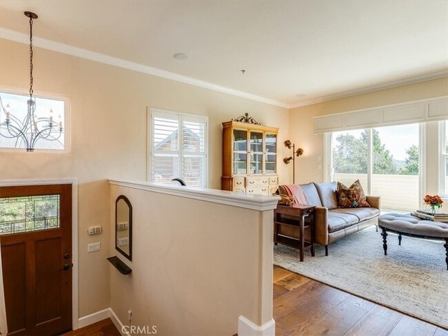 Photo - 120 Le Point St