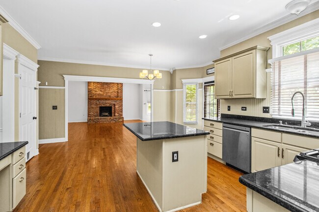 Photo - 4N475 S Robert Frost Cir