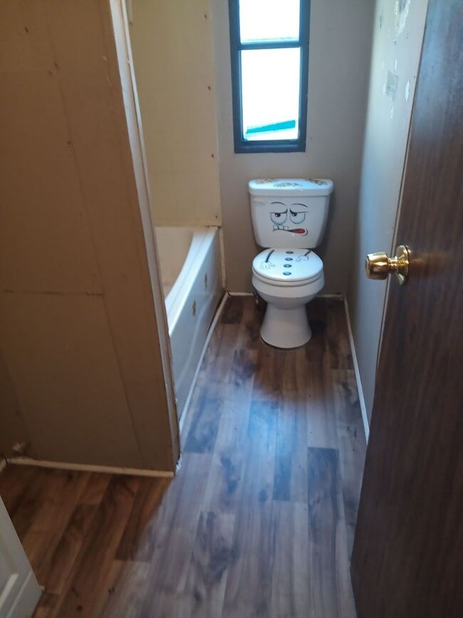 Photo - Spartanburg, 2 bedrooms, 1 bath. $800 a month, NO PETS, 803-537-0185