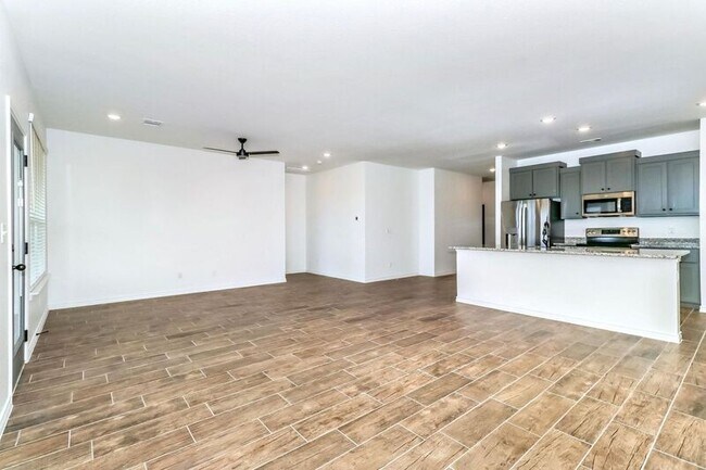 Photo - 705 Freedom Cir