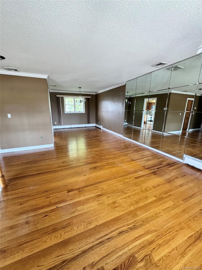 Photo - 255 Brookside Ct