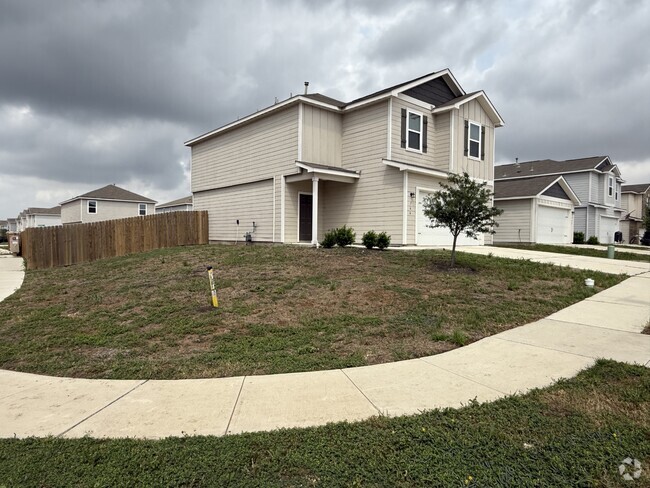 Building Photo - 766 Veloway Trail Rental