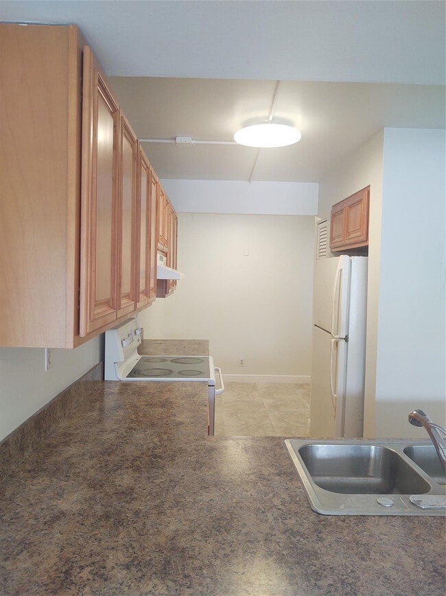 Photo - 9 Royal Palm Way Unit 201