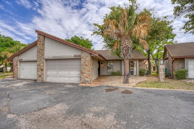 Photo - 100 Bay Point Dr