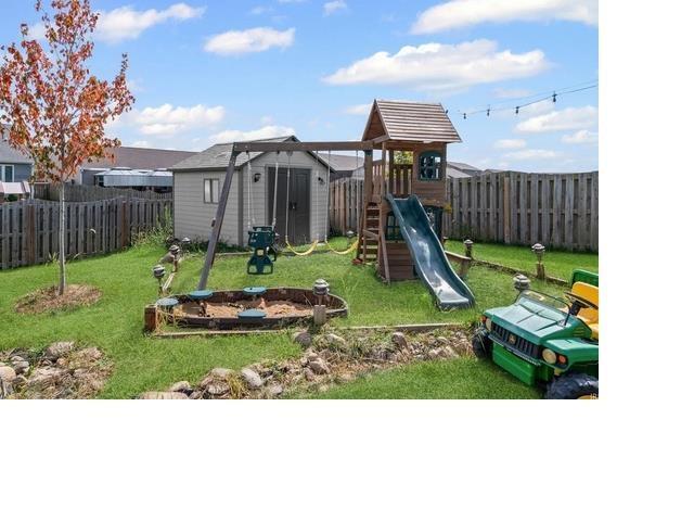 Photo - 861 Farrier Pl