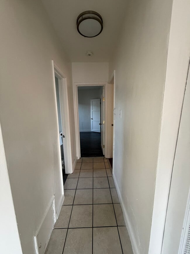 Photo - 2042 Martin Luther King Jr Ave Unit 4