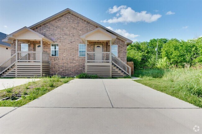 Building Photo - 5405 Groveton St Rental