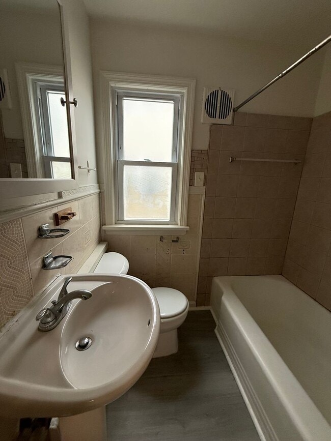 Photo - Euclid Single Home