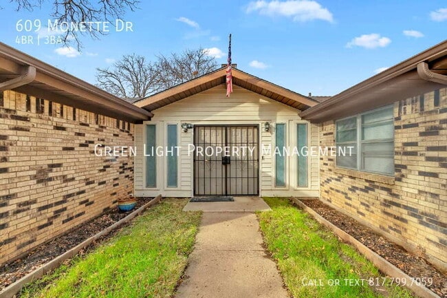 Photo - 609 Monette Dr