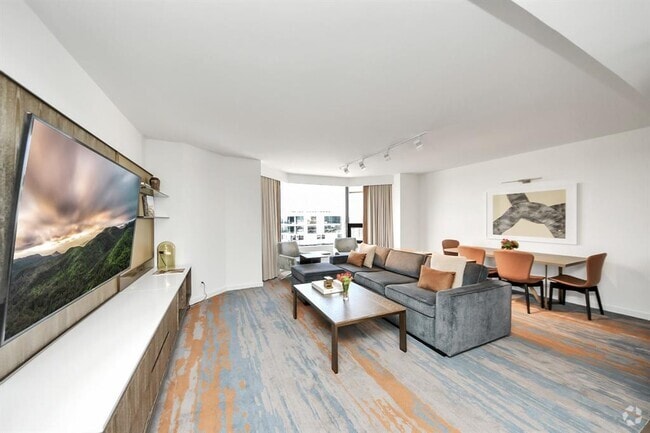 Building Photo - 1300 Lamar St Unit 2512 Rental