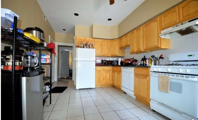 Photo - 10 Strathmore Rd Unit 1