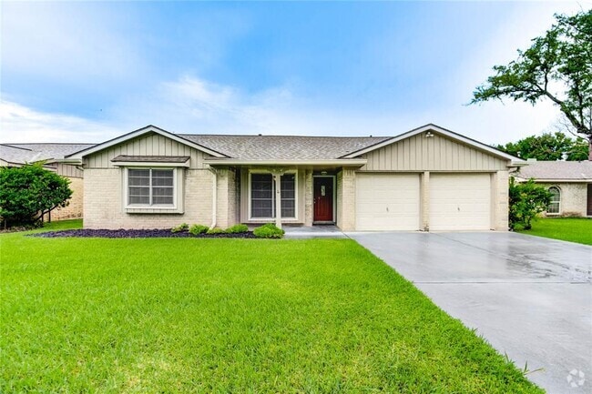 Building Photo - 12207 Meadowdale Dr Rental