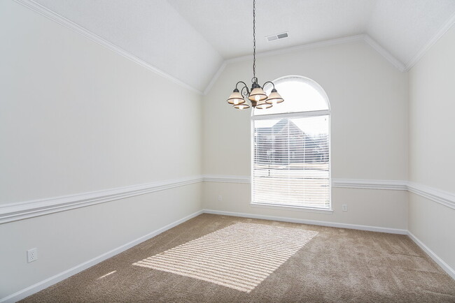 Photo - 7942 Breezy Meadows Ln