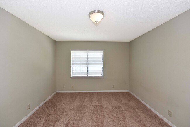 One/Two bedroom bedroom