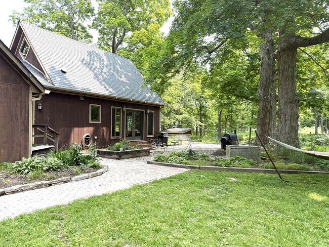 Photo - 2433 County Road 1225 N