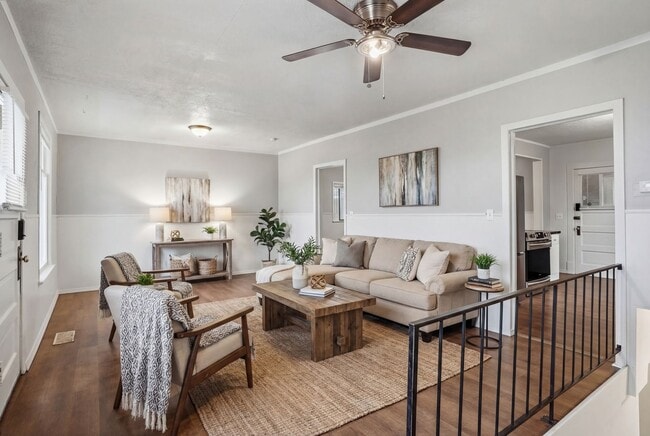 Building Photo - Spacious 3 Bedroom 1 Bath home in the Perry District!