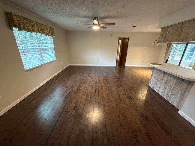 Photo - 851 S Oak Crest Path