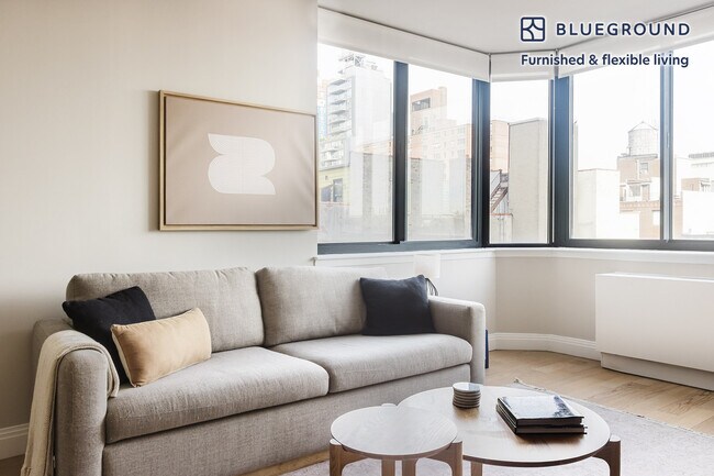 Building Photo - 345 E 94th St Rental