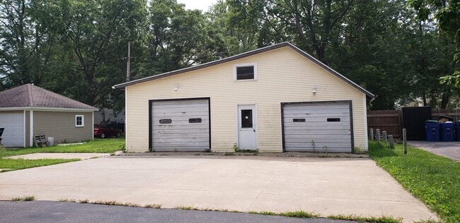 Photo - 727 Washington St Unit Lower
