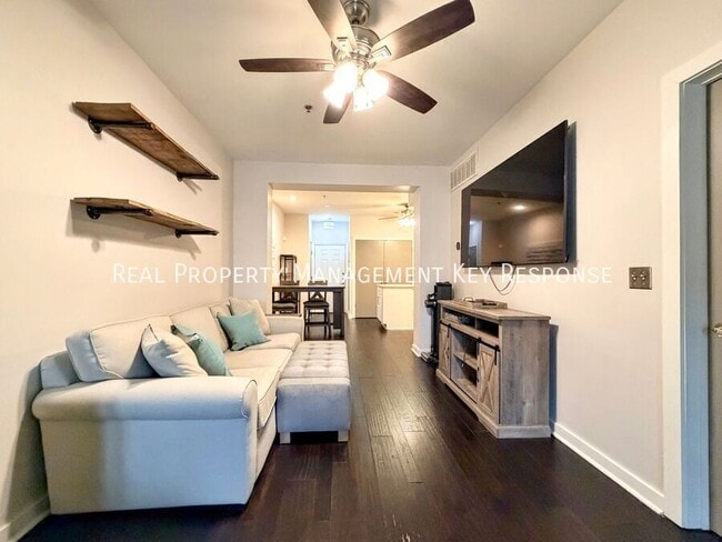 Building Photo - 1803 Broadway-#125 Unit #125