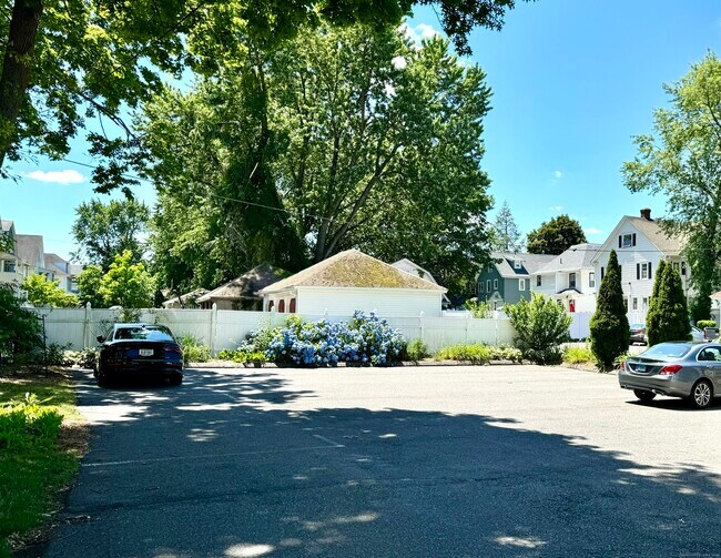 799 Farmington Ave Rental West Hartford, CT